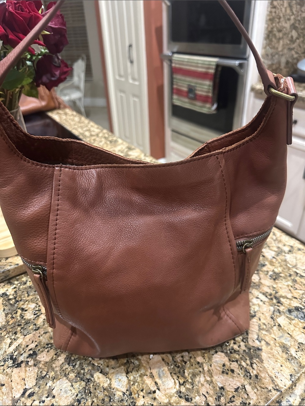 Classic Brown Leather Shoulder Bag - Everyday Carry